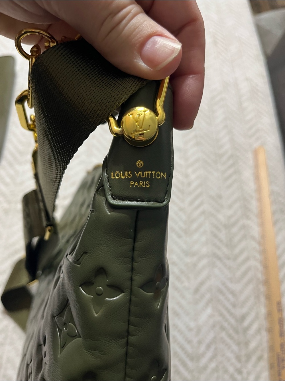 Louis Vuitton Olive Green Embossed Monogram Crossbody with Matching Pouch - Picture 16 of 16